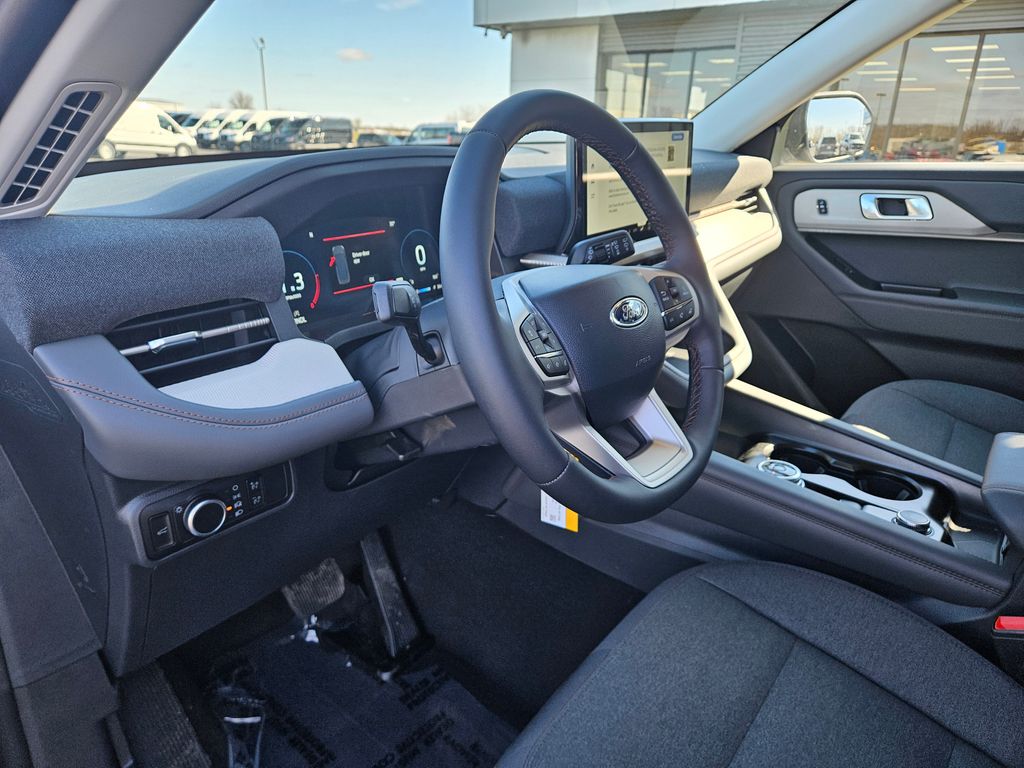 New 2026 Ford Explorer - photo 13