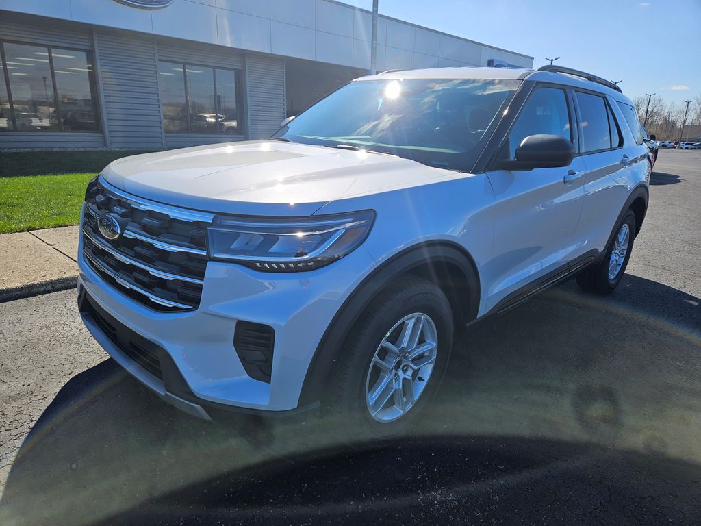 New 2026 Ford Explorer - photo 2