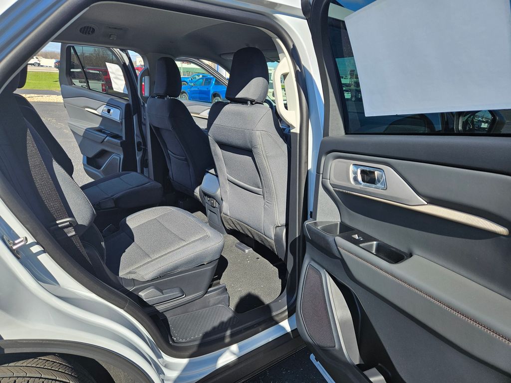 New 2026 Ford Explorer - photo 24