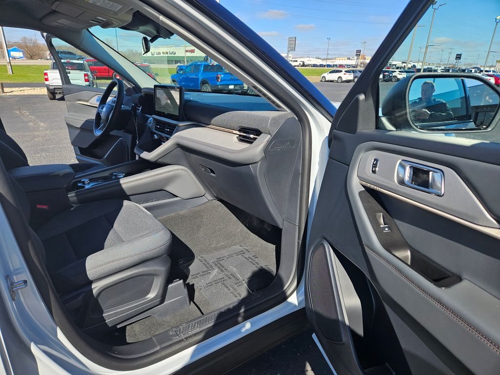 New 2026 Ford Explorer - photo 27