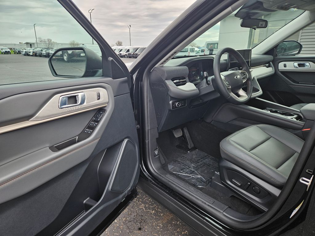 New 2026 Ford Explorer - photo 11