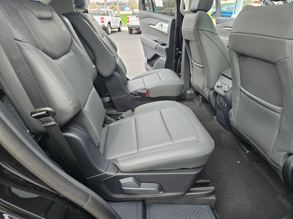 New 2026 Ford Explorer - photo 22