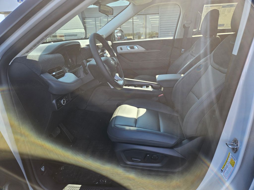 New 2026 Ford Explorer - photo 19