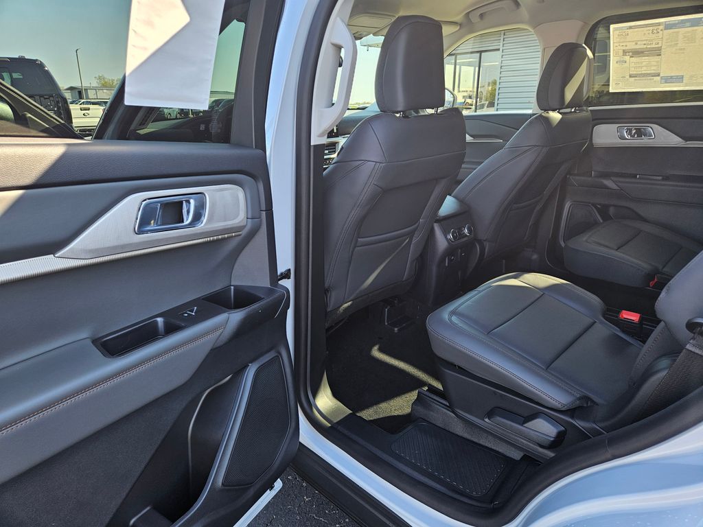 New 2026 Ford Explorer - photo 24