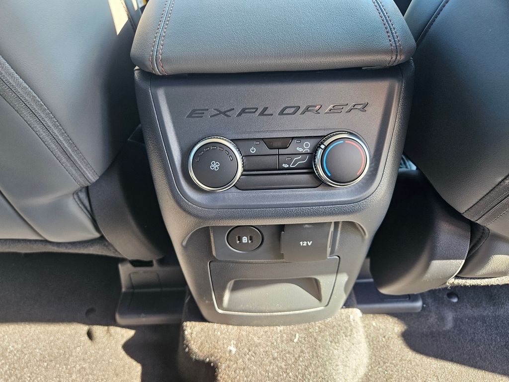 New 2026 Ford Explorer - photo 30