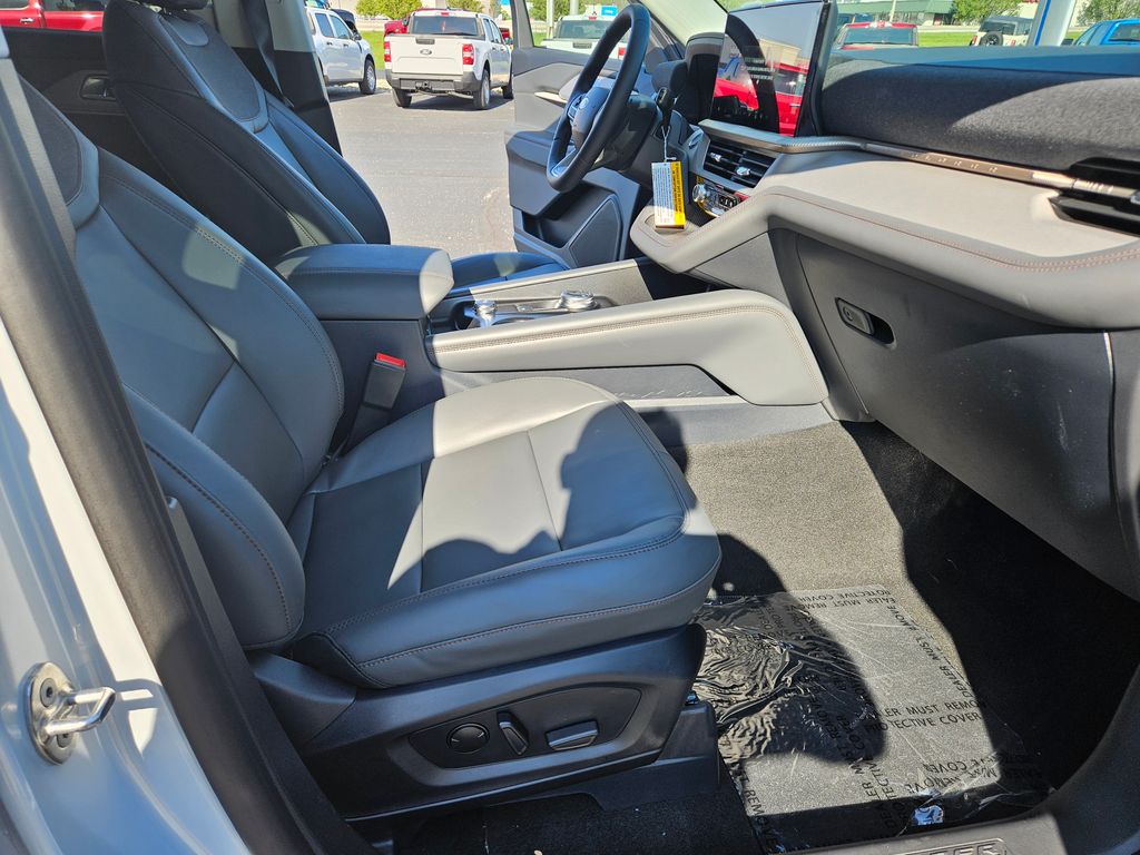 New 2026 Ford Explorer - photo 33