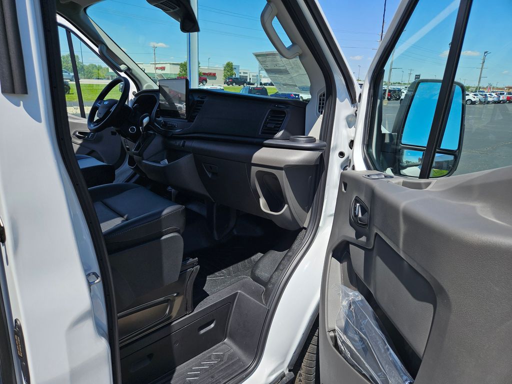 New 2026 Ford Transit 250 - photo 17
