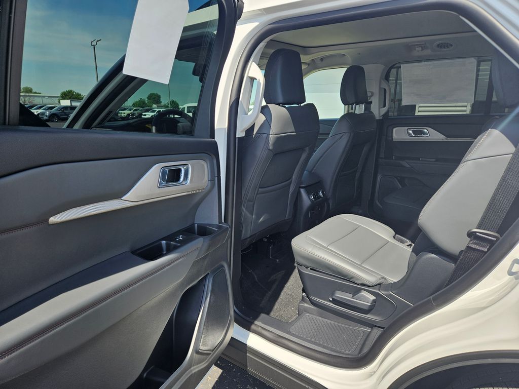 New 2026 Ford Explorer - photo 13