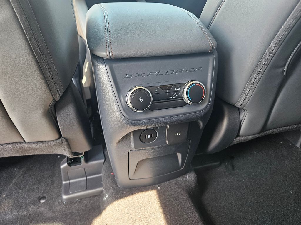 New 2026 Ford Explorer - photo 15