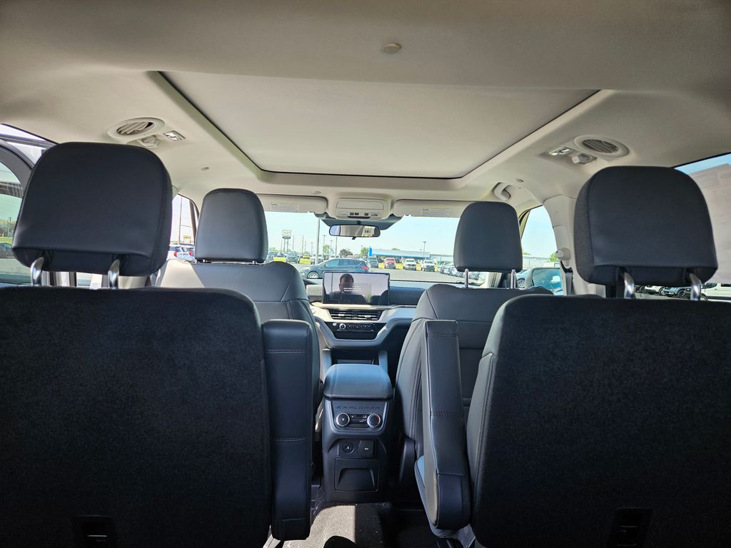 New 2026 Ford Explorer - photo 22