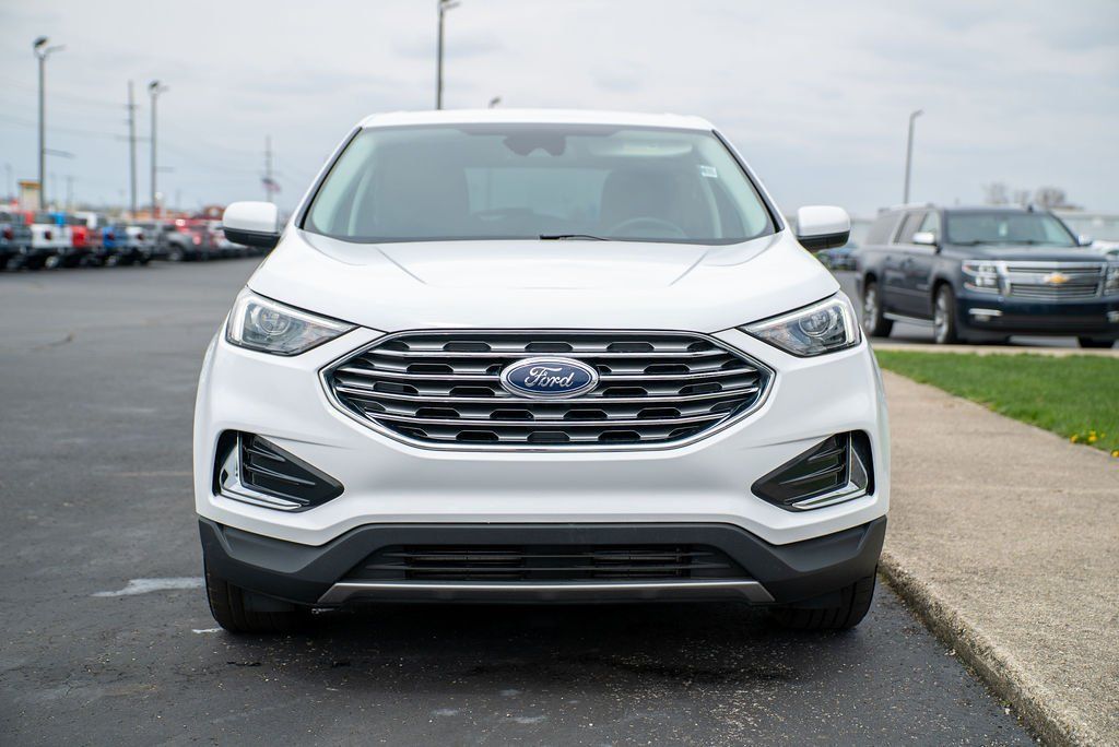 Used 2022 Ford Edge - photo 2
