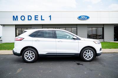 Used 2022 Ford Edge - photo 1