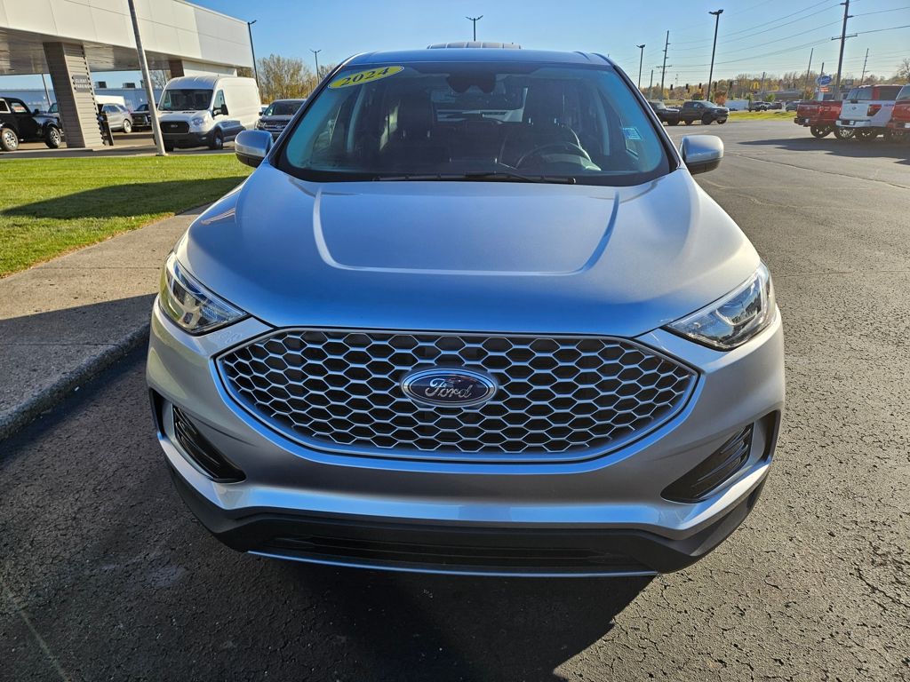 Used 2024 Ford Edge - photo 5