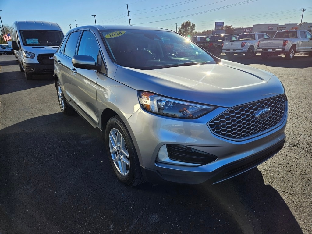 Used 2024 Ford Edge - photo 6
