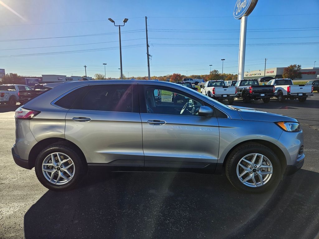 Used 2024 Ford Edge - photo 7