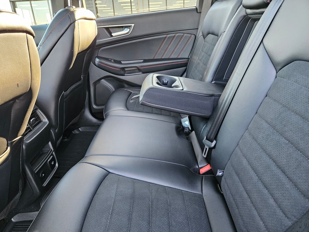 Used 2023 Ford Edge - photo 22