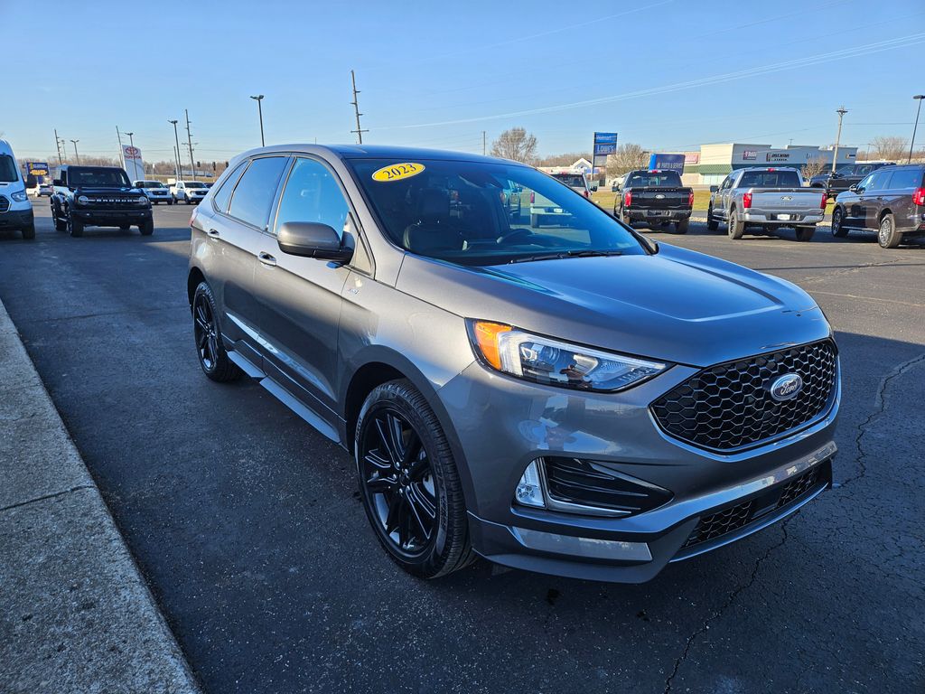 Used 2023 Ford Edge - photo 5