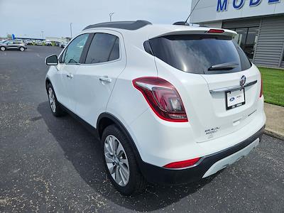 Used 2017 Buick Encore - photo 2
