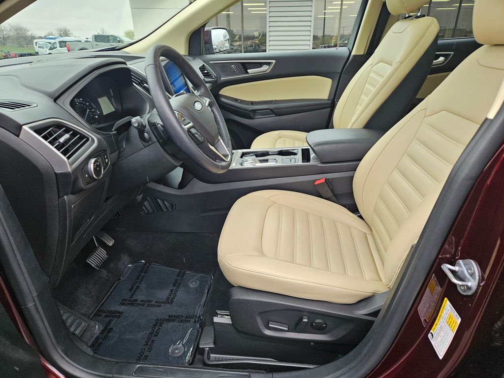 Used 2023 Ford Edge - photo 16