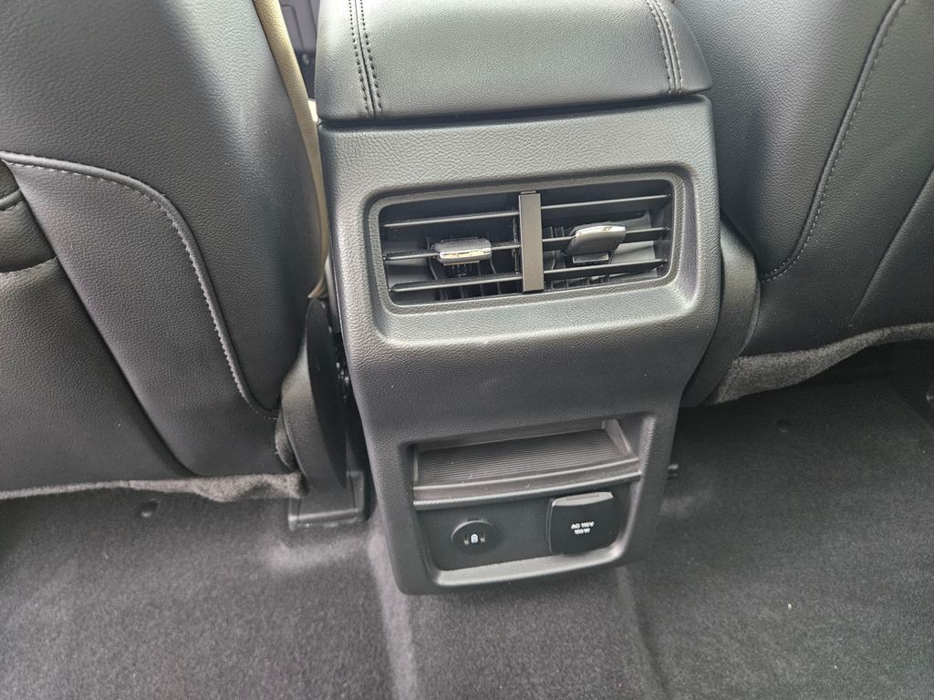 Used 2023 Ford Edge - photo 22