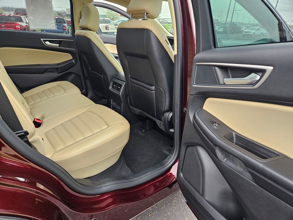 Used 2023 Ford Edge - photo 25