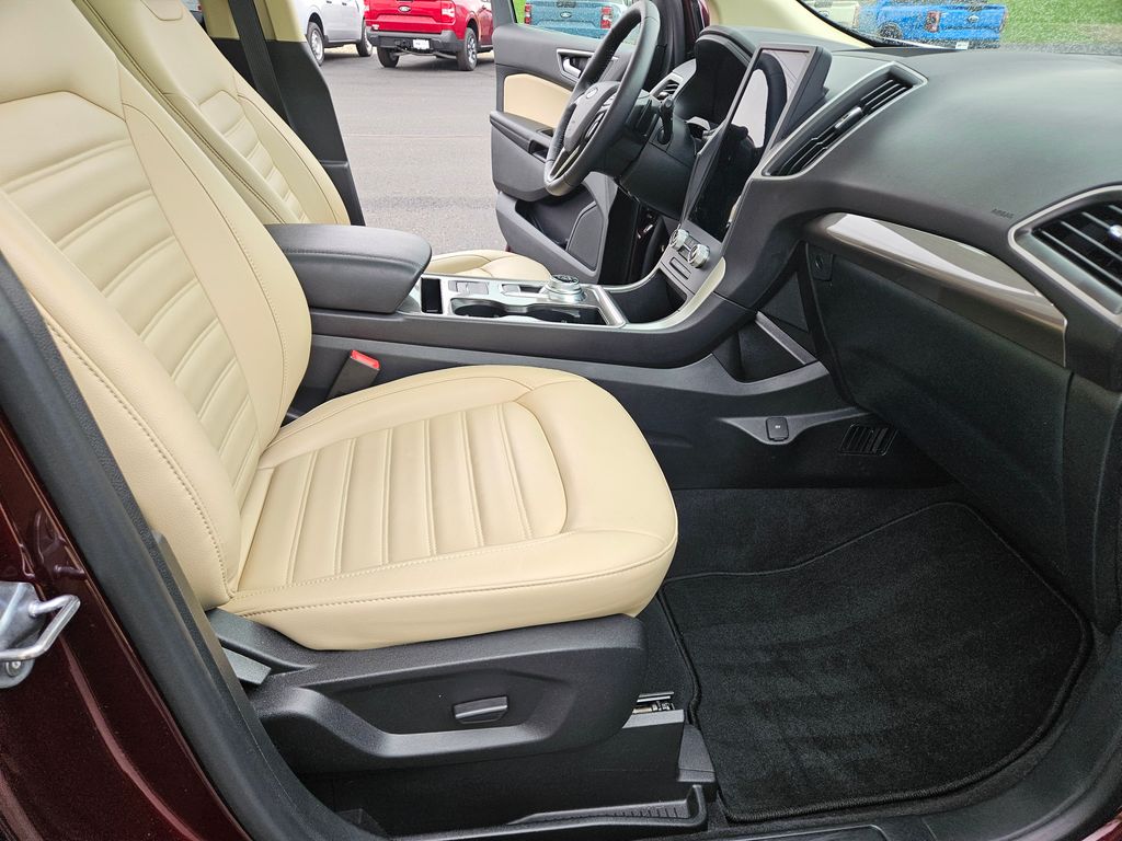 Used 2023 Ford Edge - photo 27