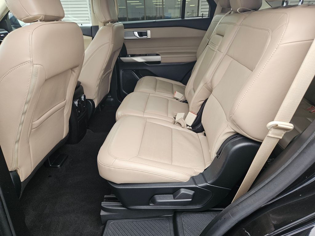 Used 2023 Ford Explorer - photo 22