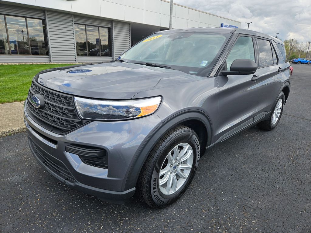 Used 2021 Ford Explorer - photo 2