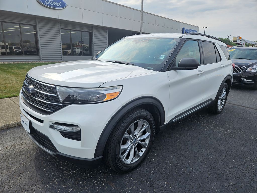 Used 2021 Ford Explorer - photo 2
