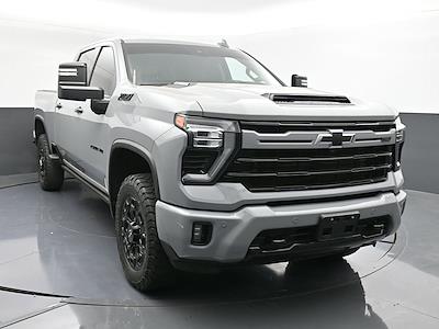 Used 2024 Chevrolet Silverado 2500 - photo 1