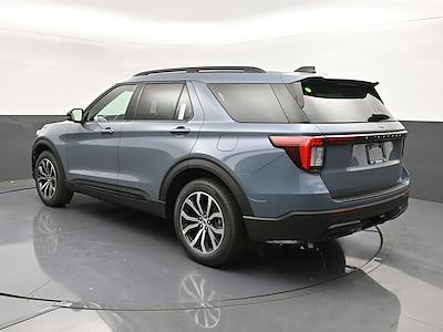 New 2026 Ford Explorer - photo 2