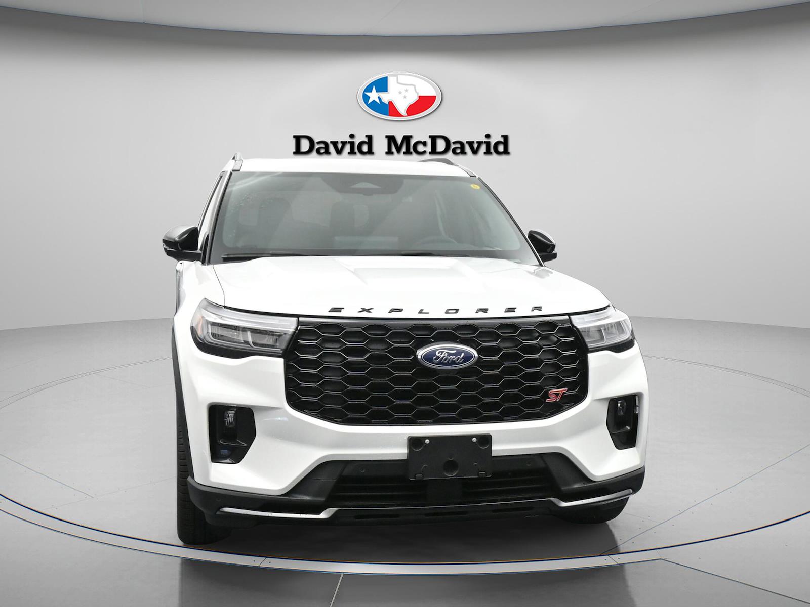 New 2026 Ford Explorer - photo 2