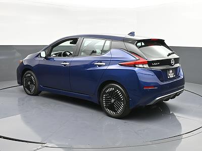 Used 2024 Nissan LEAF - photo 1