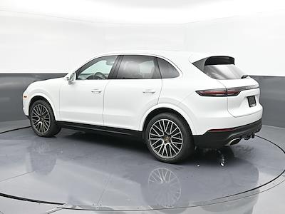 Used 2022 Porsche Cayenne - photo 1