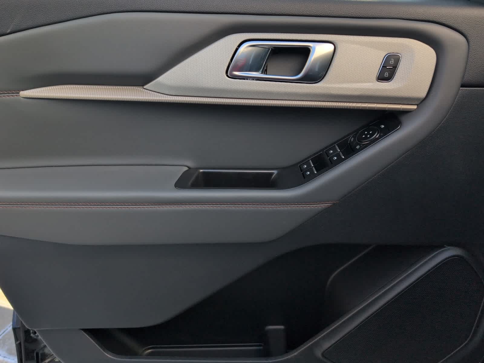 New 2026 Ford Explorer - photo 22