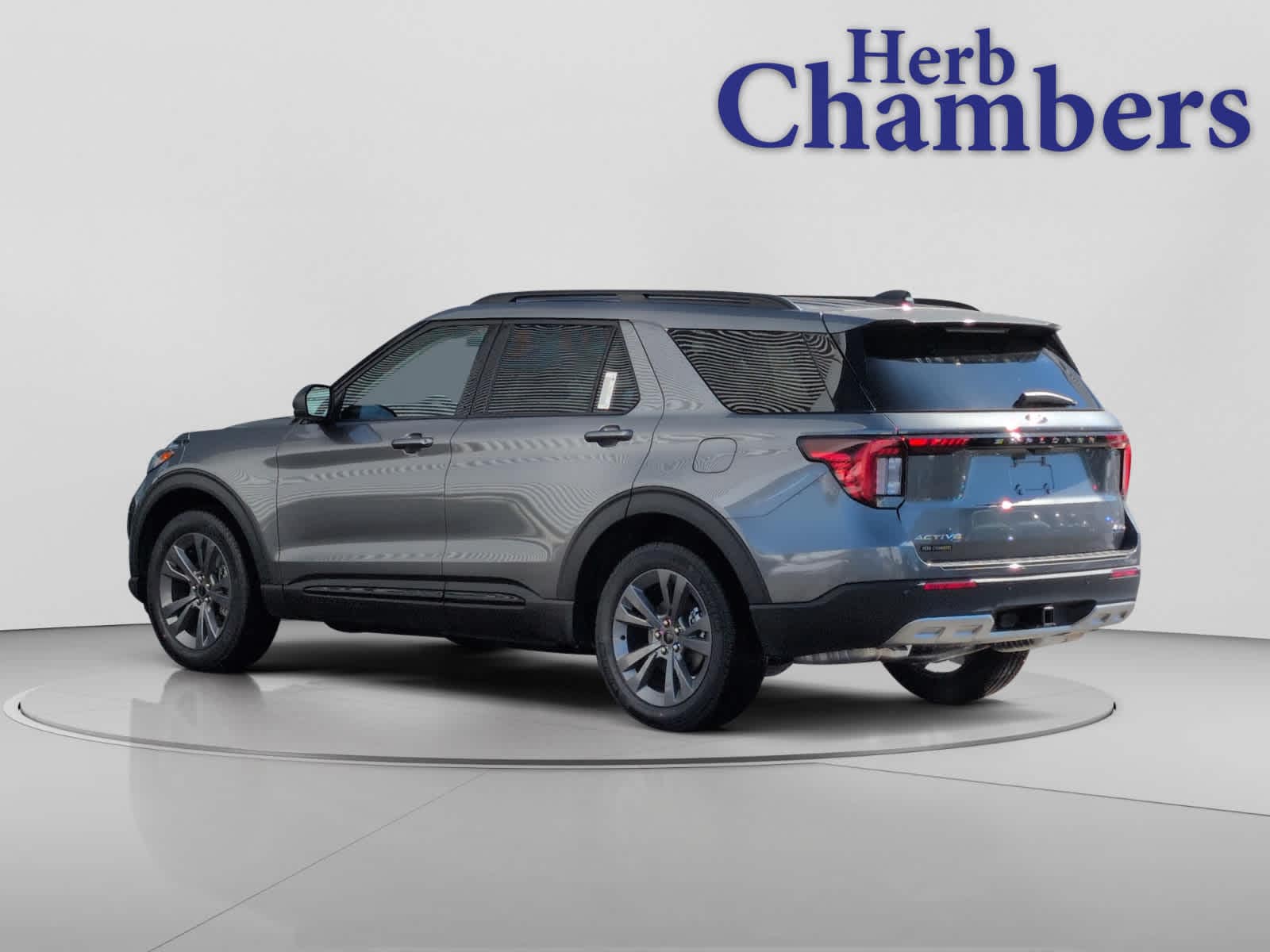 New 2026 Ford Explorer - photo 2
