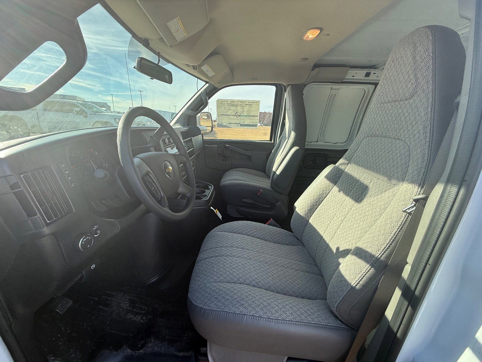 New 2025 Chevrolet Express 3500 - photo 11