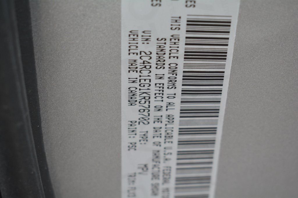 Used 2019 Chrysler Pacifica - photo 28