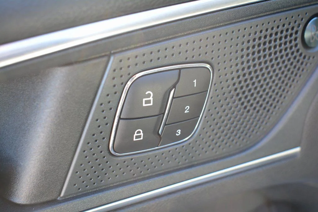 Used 2024 Ford Edge - photo 9