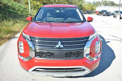 Used 2023 Mitsubishi Outlander PHEV - photo 1