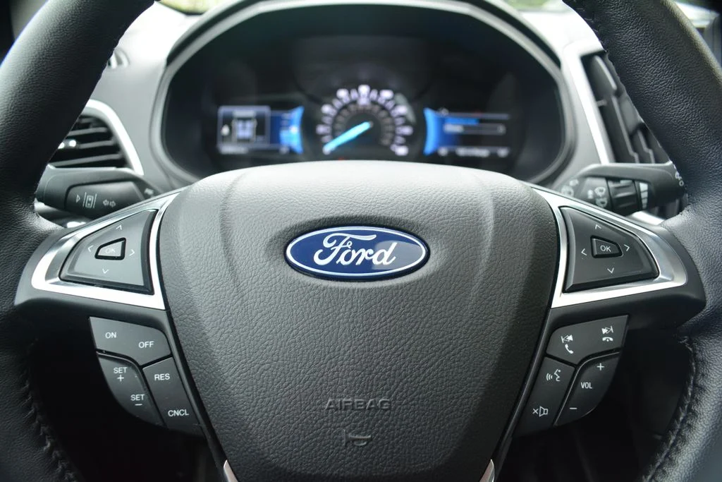 Used 2023 Ford Edge - photo 11
