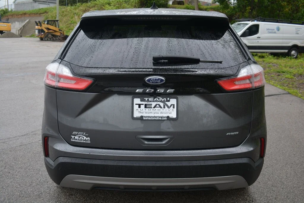 Used 2023 Ford Edge - photo 5