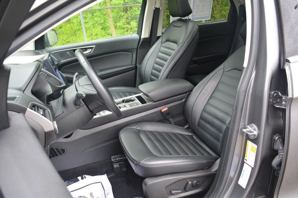 Used 2023 Ford Edge - photo 9