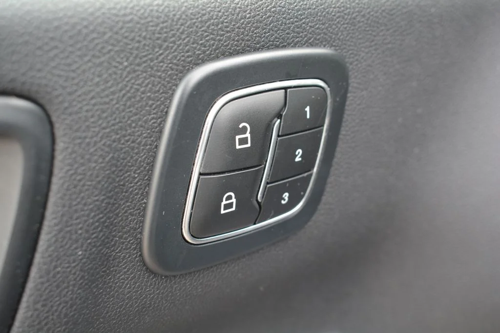 Used 2024 Ford Escape - photo 7