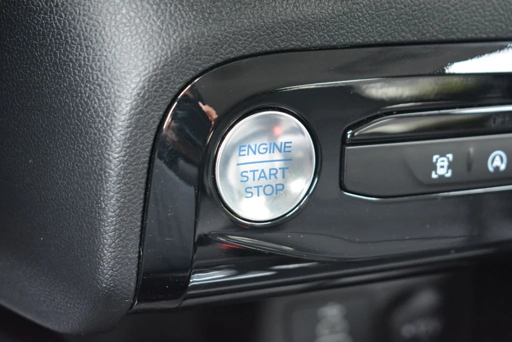 Used 2025 Ford Escape - photo 16