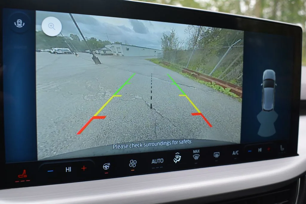 Used 2025 Ford Escape - photo 18