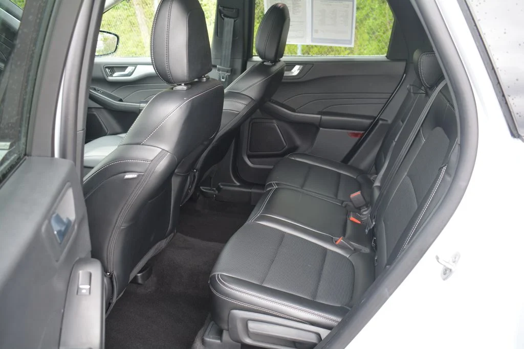 Used 2025 Ford Escape - photo 23