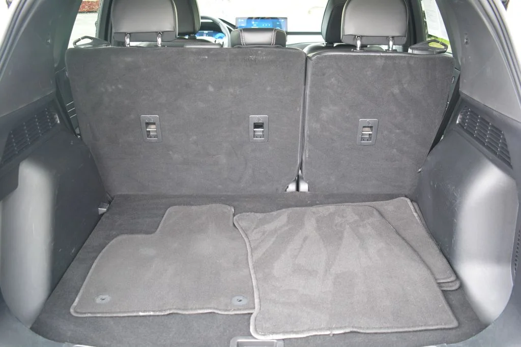 Used 2025 Ford Escape - photo 24