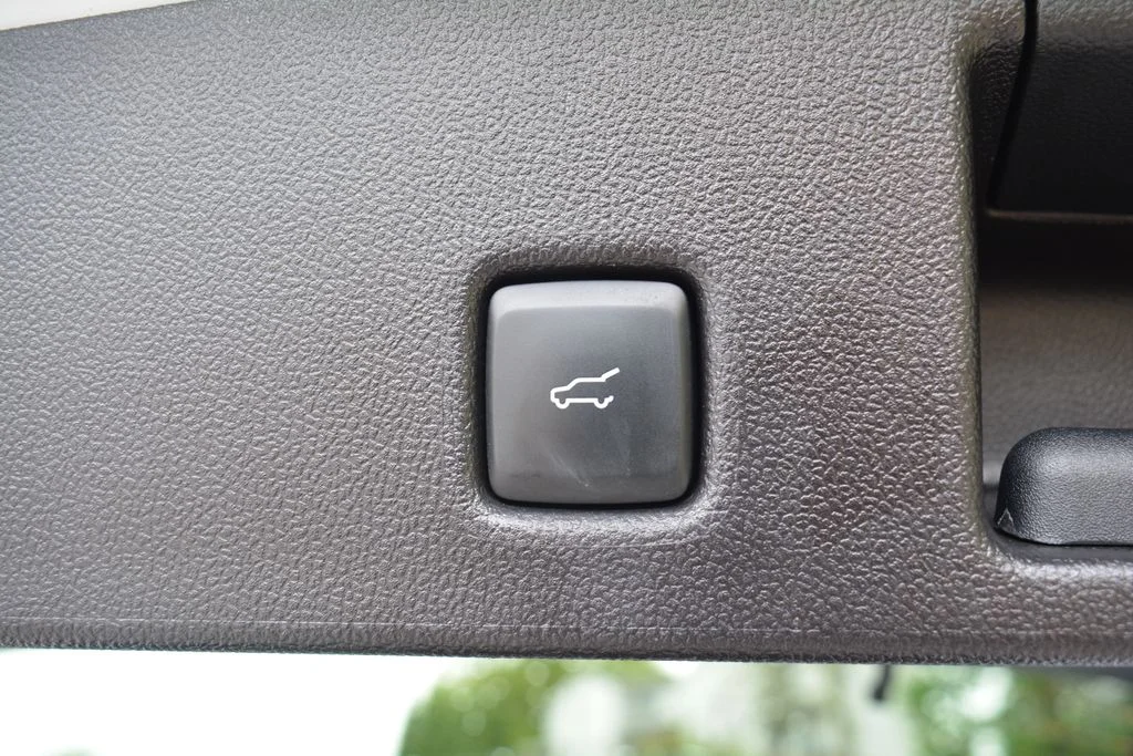 Used 2025 Ford Escape - photo 25