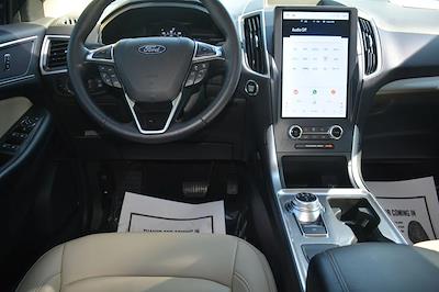 Used 2023 Ford Edge - photo 2
